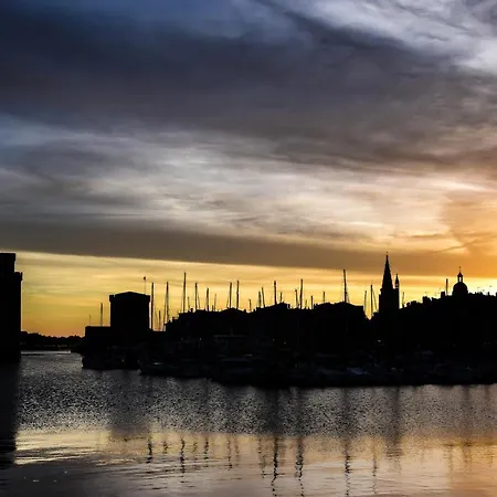 La Rochelle & Plages A 10 Min Maison Avec Jardin Сasa de vacaciones